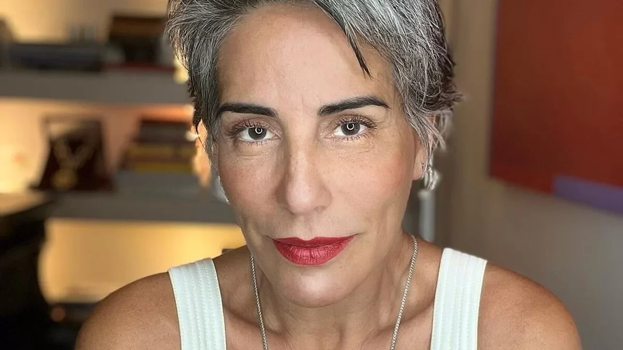 Gloria Pires, que protagoniza e dirige 'Sexa', afirma: 'Cheguei muito plena aos 60 anos'