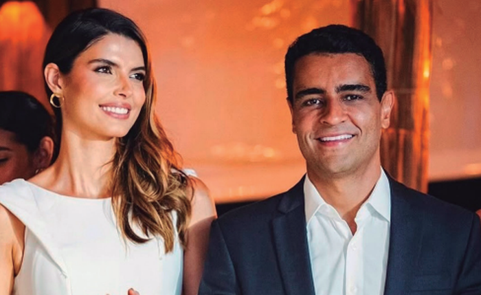 Marina Candia com o marido, o prefeito JHC