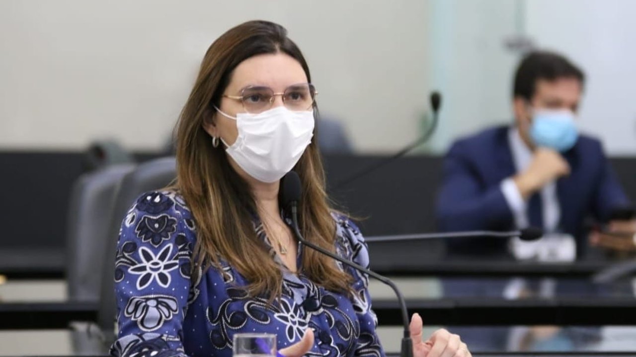 Campanha colhe assinaturas para PL de iniciativa popular proibindo pulverização aérea de agrotóxicos em AL