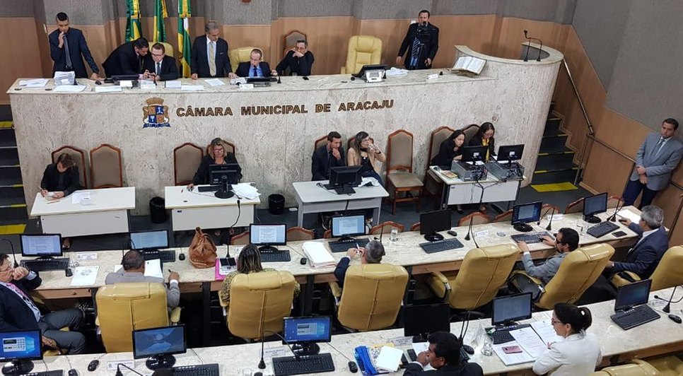 Votação empréstimo / Foto: César de Oliveira