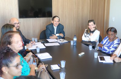 OAB/AL discute melhorias para os idosos junto ao MPAL e a representantes de Instituições de Longa Permanência