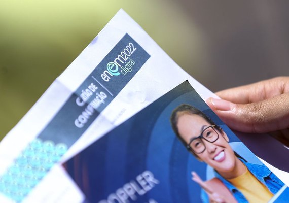 Primeiro dia do Enem tem participação de mais de 2,4 milhões de alunos