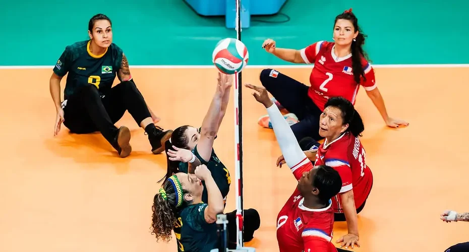 Invictas, seleções do Brasil jogam oitavas do Mundial de vôlei sentado