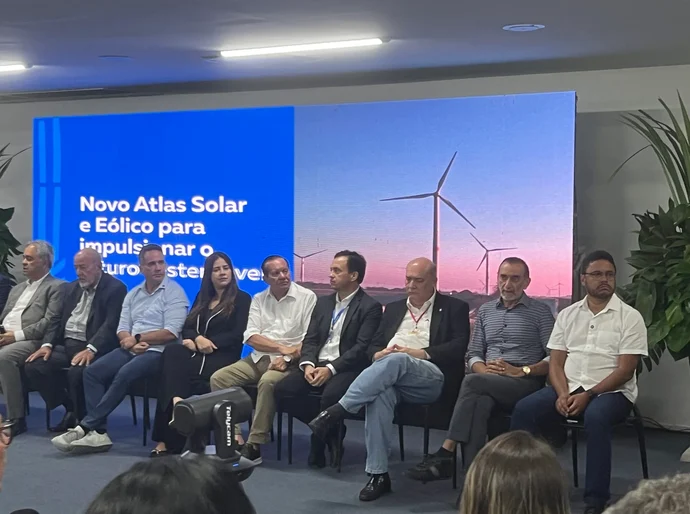 Prefeito Bruno Teixeira representa a AMA em anúncio de R$ 750 milhões em investimentos para Alagoas