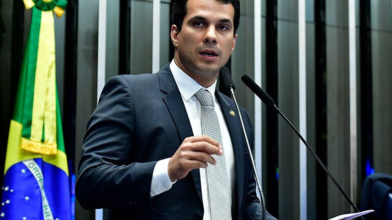 Senador Irajá denuncia crise na saúde do Tocantins