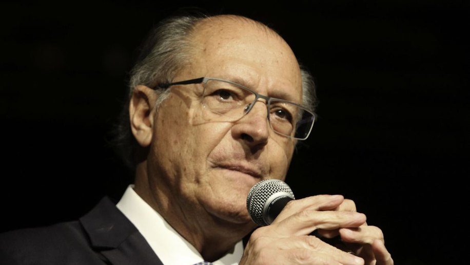 Vice-presidente eleito anuncia mais 61 nomes da equipe de transição