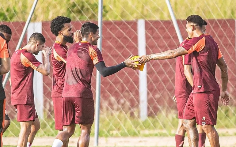 Há sete jogos sem vencer CRB enfrenta o Ceará na noite desta quarta-feira, no Rei Pelé