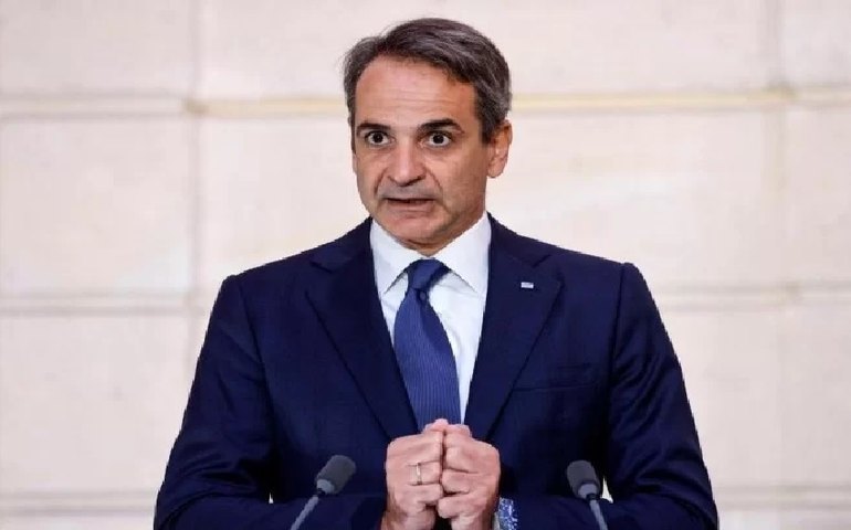 Premiê da Grécia antecipa eleições após acidente ferroviário