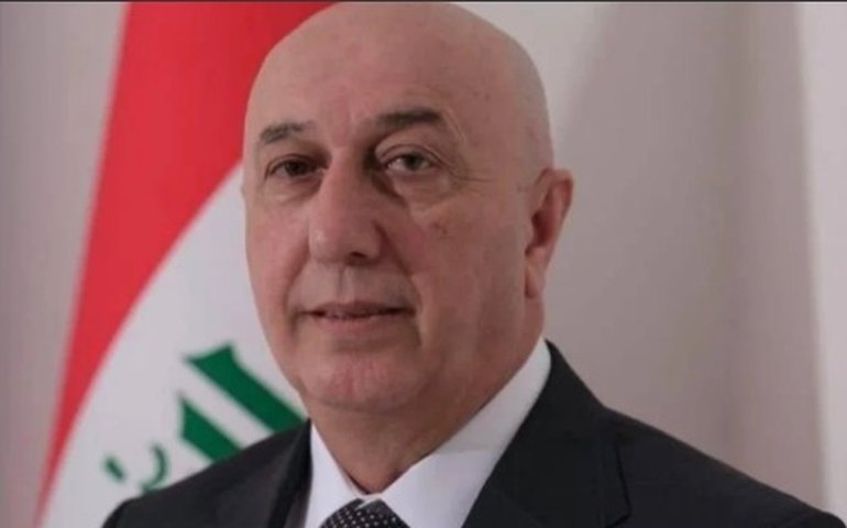 Iraque elege curdo Nizar Amidi como novo presidente