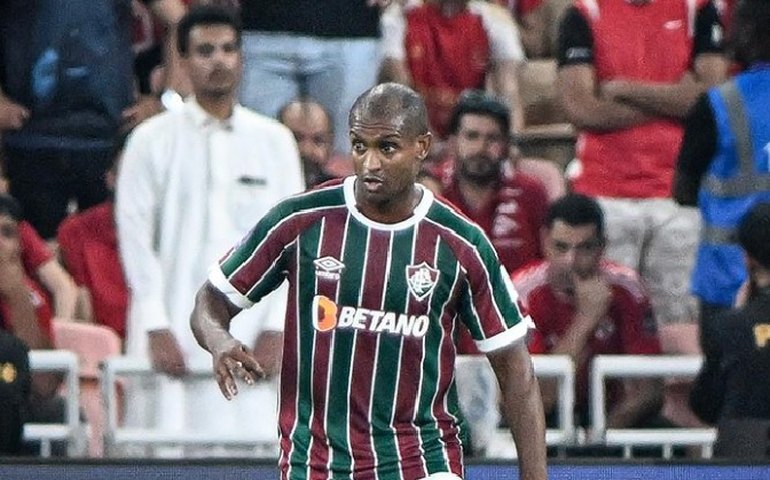 Marlon, do Fluminense, sente dores no joelho e está fora do Fla-Flu da semifinal do Carioca