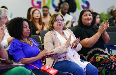 Ministra conhece as políticas públicas do Estado voltadas às mulheres
