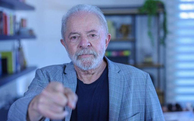 Enfrentar a violência contra a mulher é prioridade, diz Lula