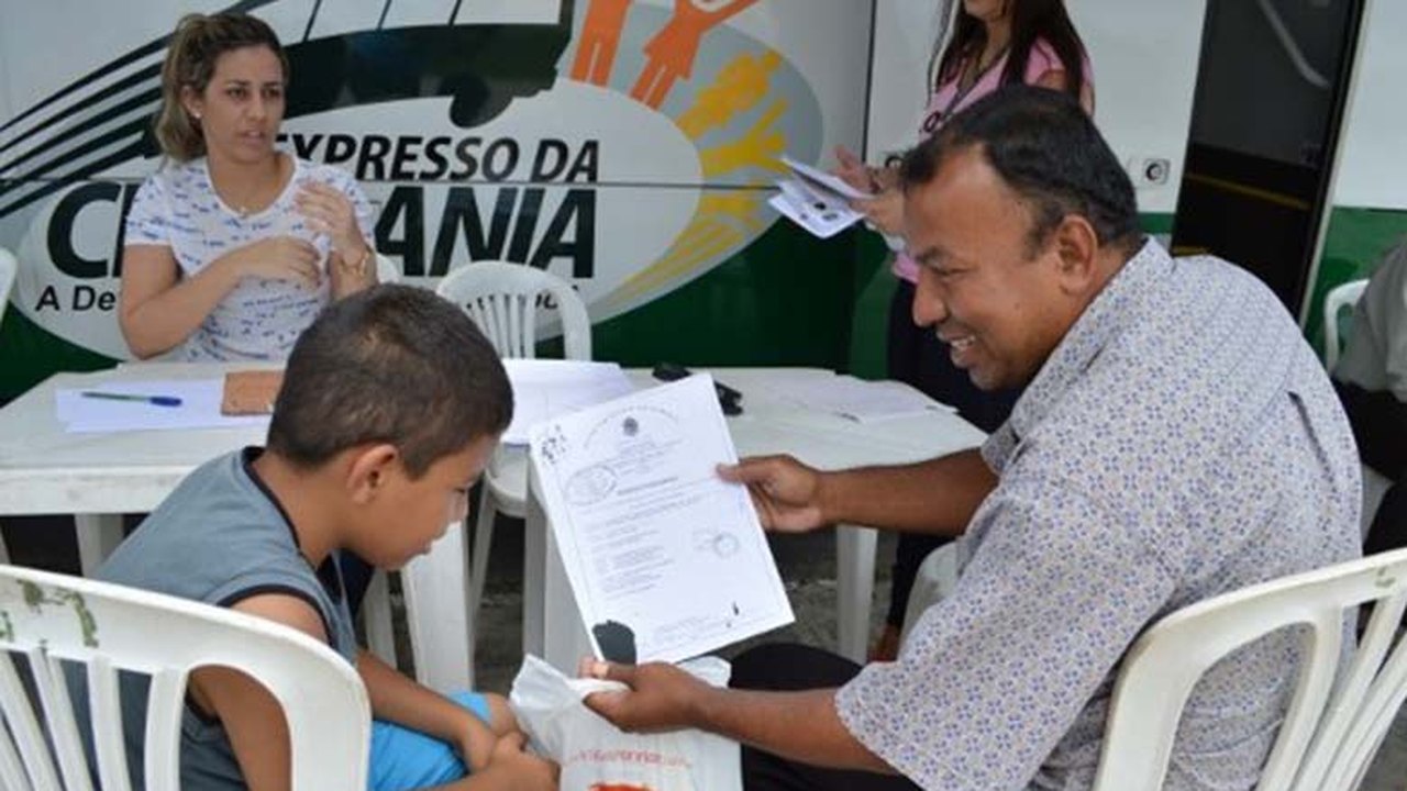 Defensoria nas Bases Comunitárias encerra atividade no Osman Loureiro