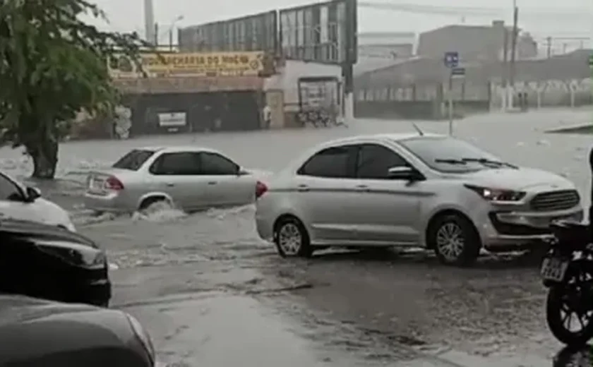 Defesa Civil alerta para fortes chuvas em Maceió e outros municípios de AL nos próximos dias