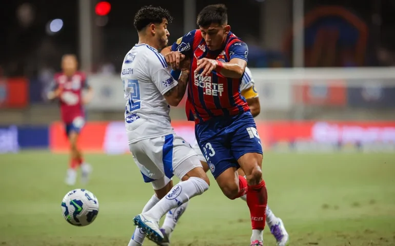 Cruzeiro vence o Bahia e toma a vice-liderança do Palmeiras
