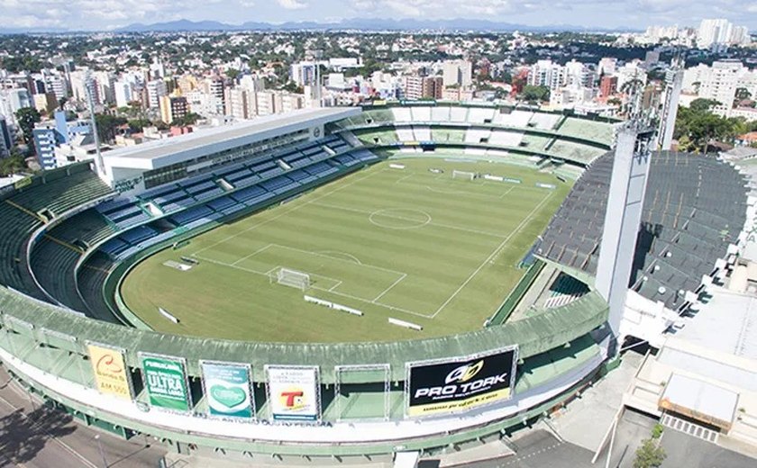 Ameaçado pelo rebaixamento, CRB enfrenta o Coritiba, no Couto Pereira, nesta segunda