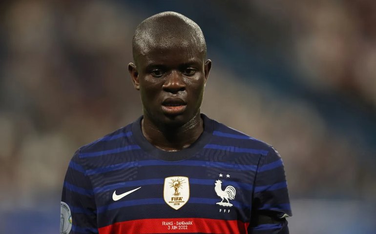 Kanté passa por cirurgia e desfalcará França na Copa do Mundo do Catar