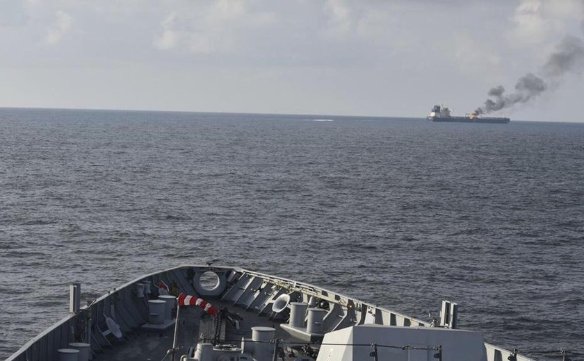 Houthis atacarão navios de qualquer empresa que interaja com portos israelenses