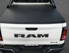 Versatilidade amplia presença da Ram Dakota 2027 entre as picapes médias - Divulgação (10).jpg 