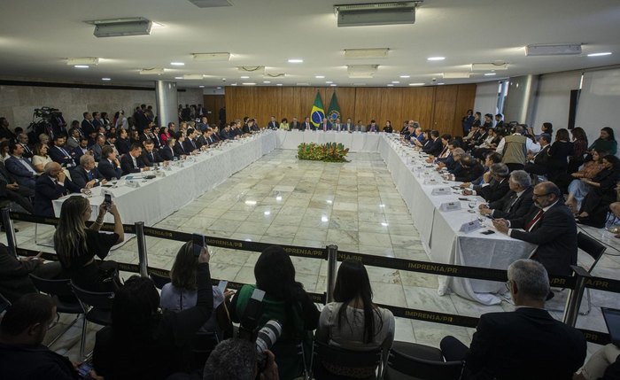 Plano de investimento de obras está sendo conduzido pelo ministro da Casa Civil Plano de investimento de obras está sendo conduzido pelo ministro da Casa Civil