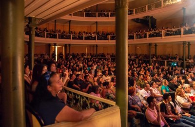 Diretoria de Teatros promove espetáculo de diversidade cultural