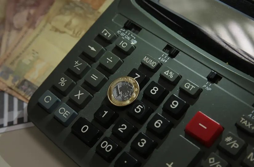 Atividade econômica brasileira cresce 0,2% em abril