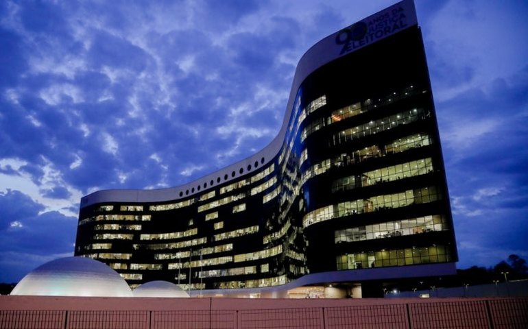 TSE cria observatório para garantir direitos políticos da mulher