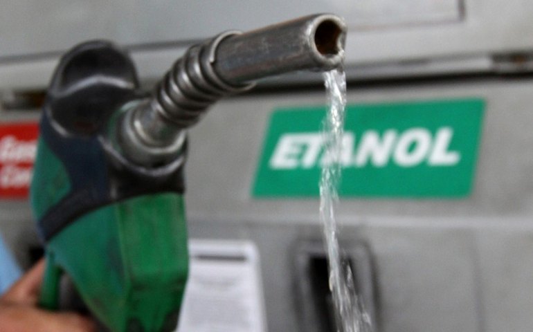 Etanol não é competitivo ante gasolina em nenhuma unidade da federação, diz ANP
