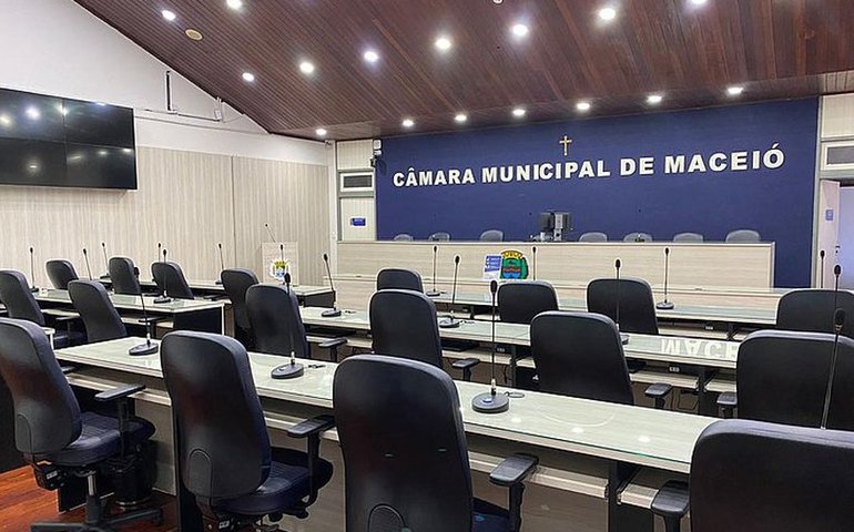 Câmara aprova reajuste salarial de servidores de Maceió
