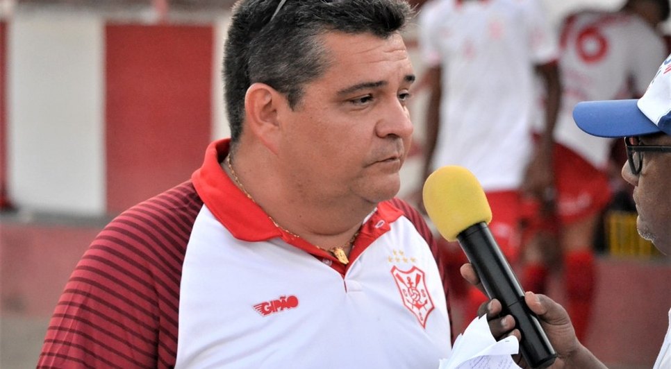 EX TECNICO FERNANDO DOURADO SERGIPE