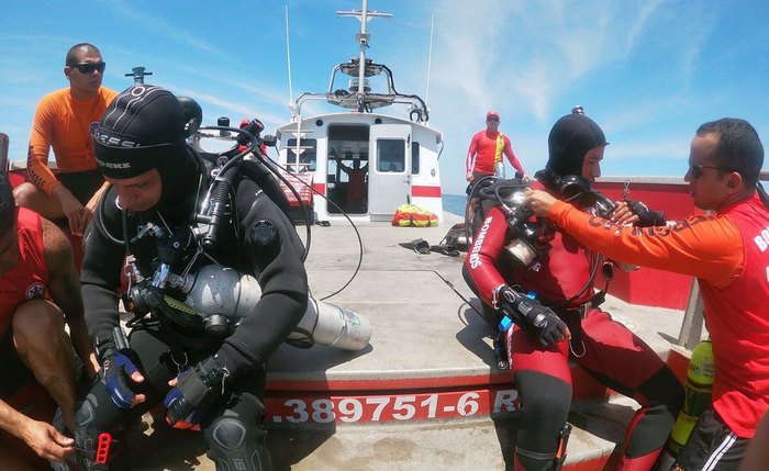 Corpos foram encontrados próximos à embarcação na Baía de Ilha Grande