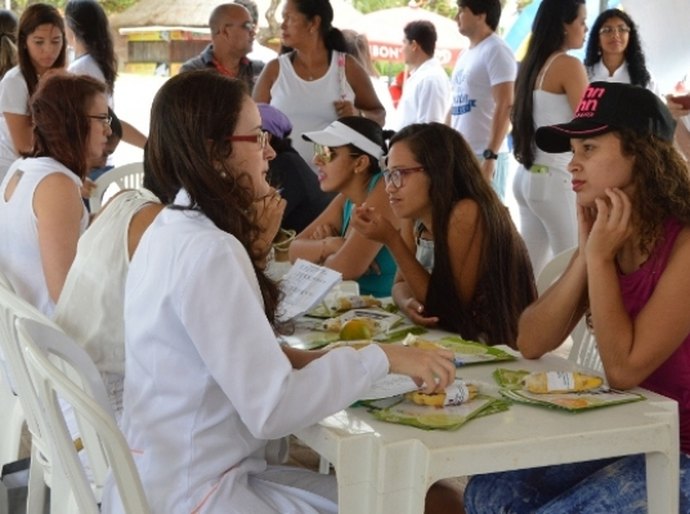 Projeto “Lazer e Saúde na Praia” leva ações de saúde à orla de Pajuçara