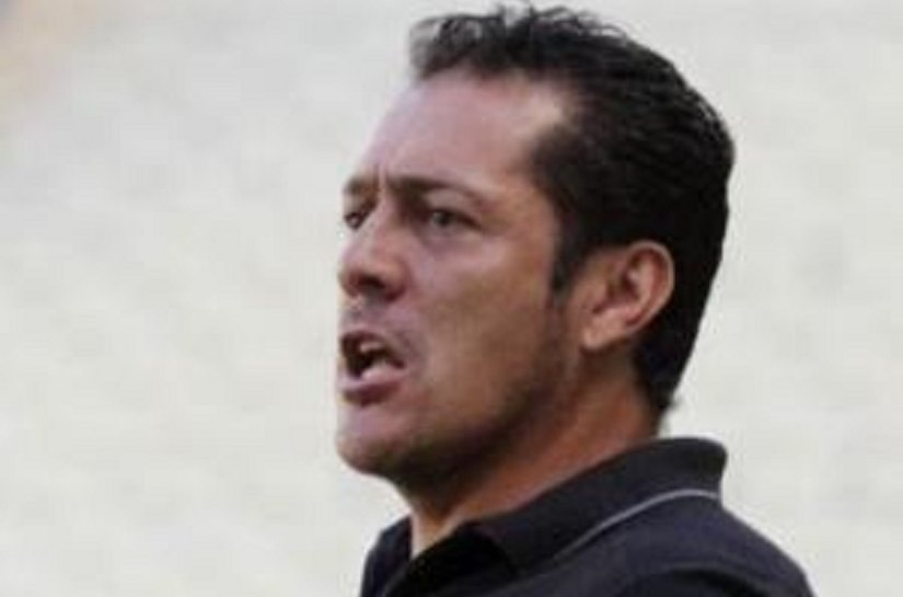 Maurílio Silva é premiado melhor técnico do Campeonato Cearense de 2016