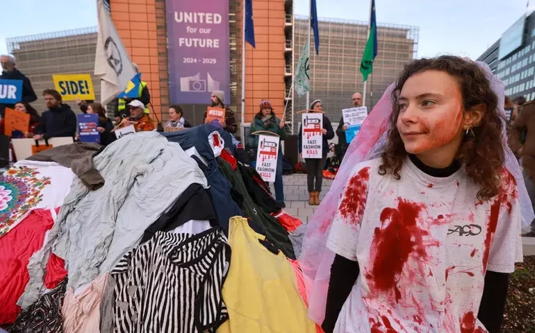 Países da UE aprovam nova taxa para compras do exterior