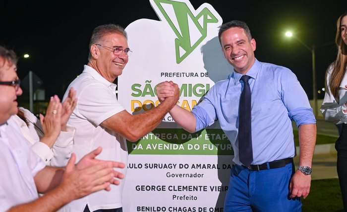 George Clemente e Paulo Dantas inauguram primeira etapa da avenida