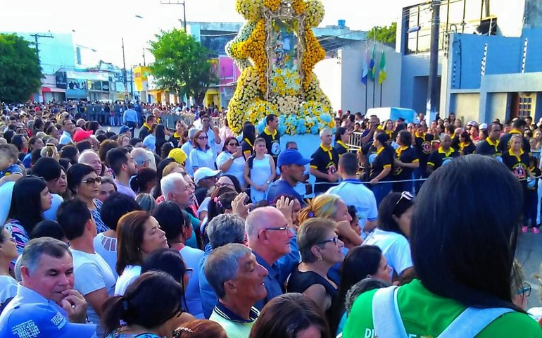 Prefeito e Pároco da concatedral se reúnem para definir detalhes da festa da padroeira