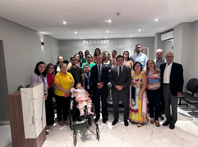 Cabo Bebeto lidera esforços para atender demandas de famílias com TEA em Alagoas