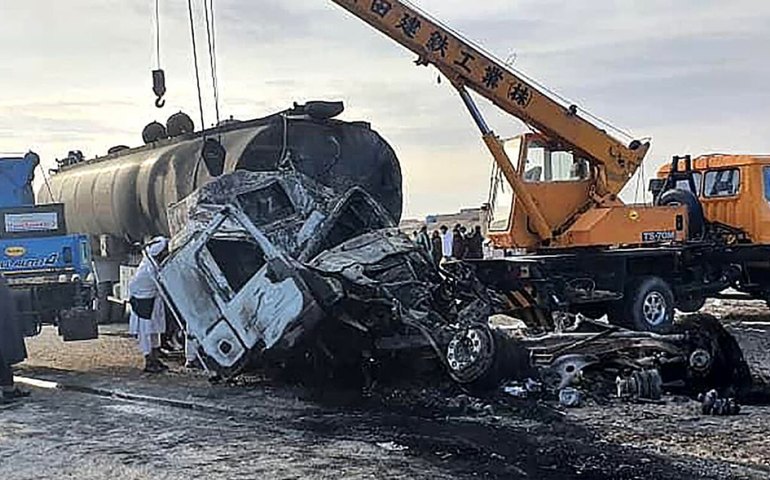 Acidente de ônibus mata ao menos 17 no Afeganistão