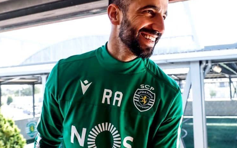 Rúben Amorim se irrita com nova derrota do Manchester United: 'Somos talvez o pior da história'
