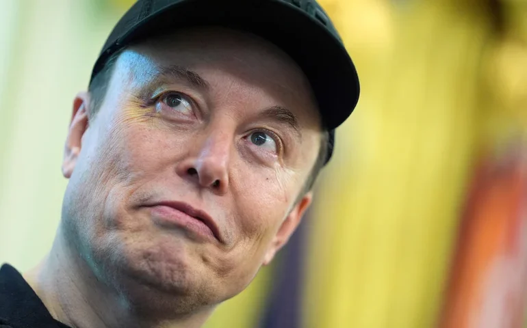 De Elon Musk ao ex-príncipe Andrew, um quem é quem de homens poderosos é citado nos arquivos de Epstein