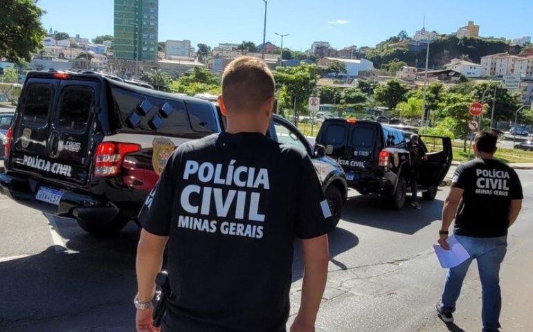 Empresário é preso suspeito de matar gari com arma de esposa delegada em Minas Gerais
