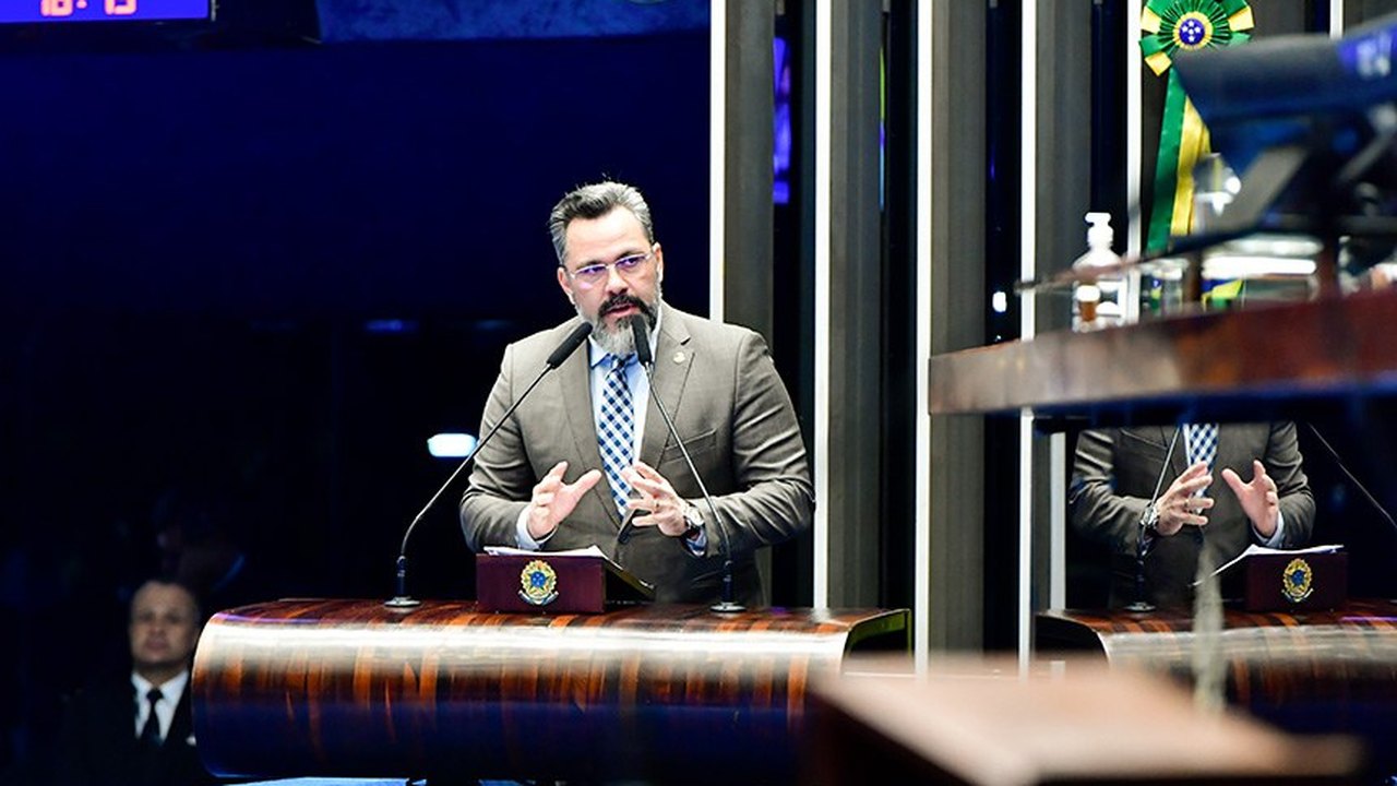 Alan Rick critica 'PL das Fake News'