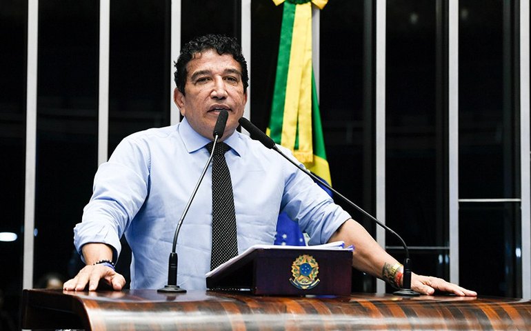 CDH aprova projetos para facilitar adoção e prevenir maus-tratos infantis