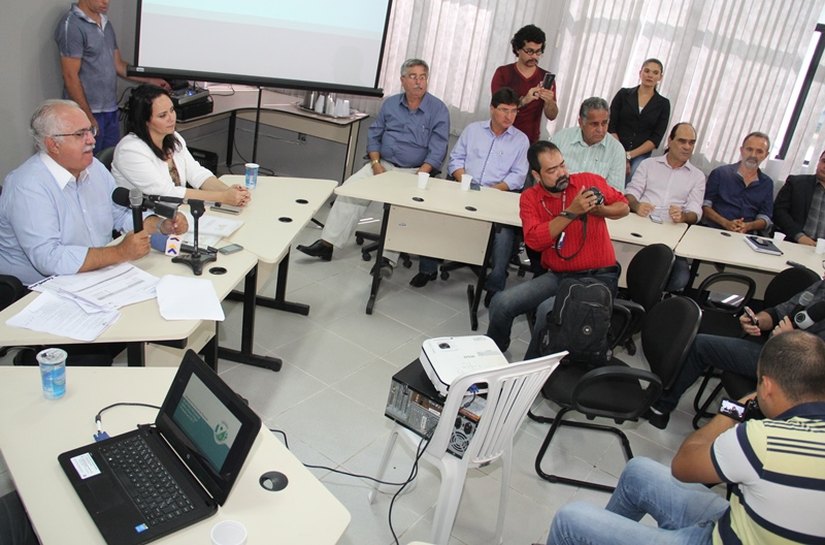 Rogério Teófilo apresenta diagnóstico financeiro da Prefeitura de Arapiraca
