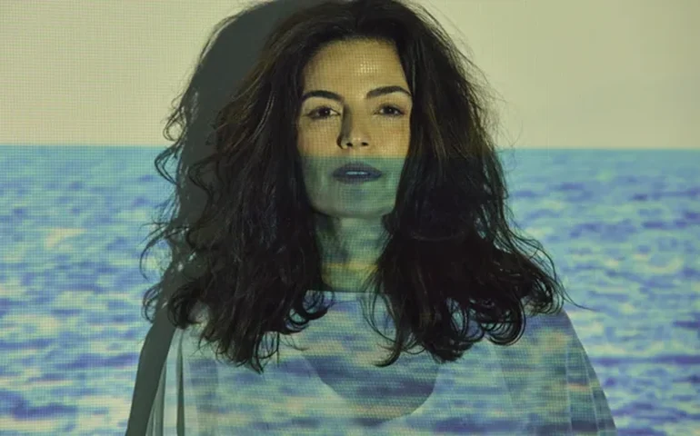 Emanuelle Araújo lança álbum e revisita clássico de Clara Nunes