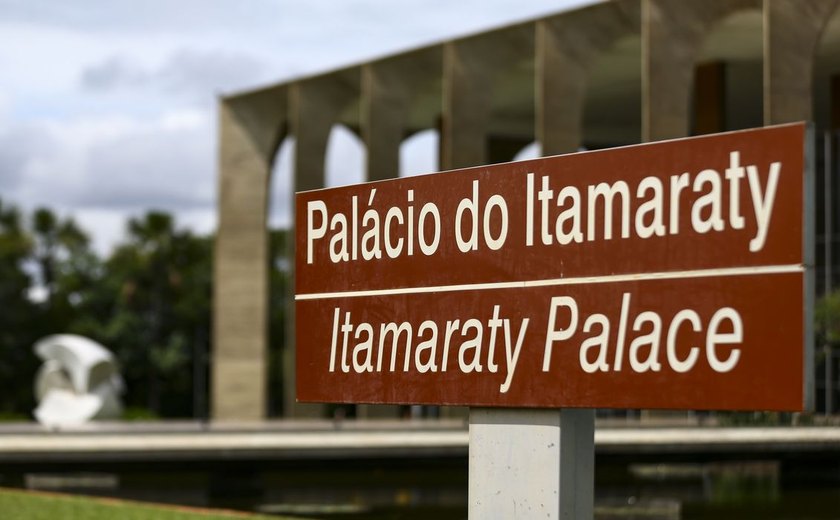 Itamaraty e Gleisi rechaçam ataque de vice-secretário de Trump