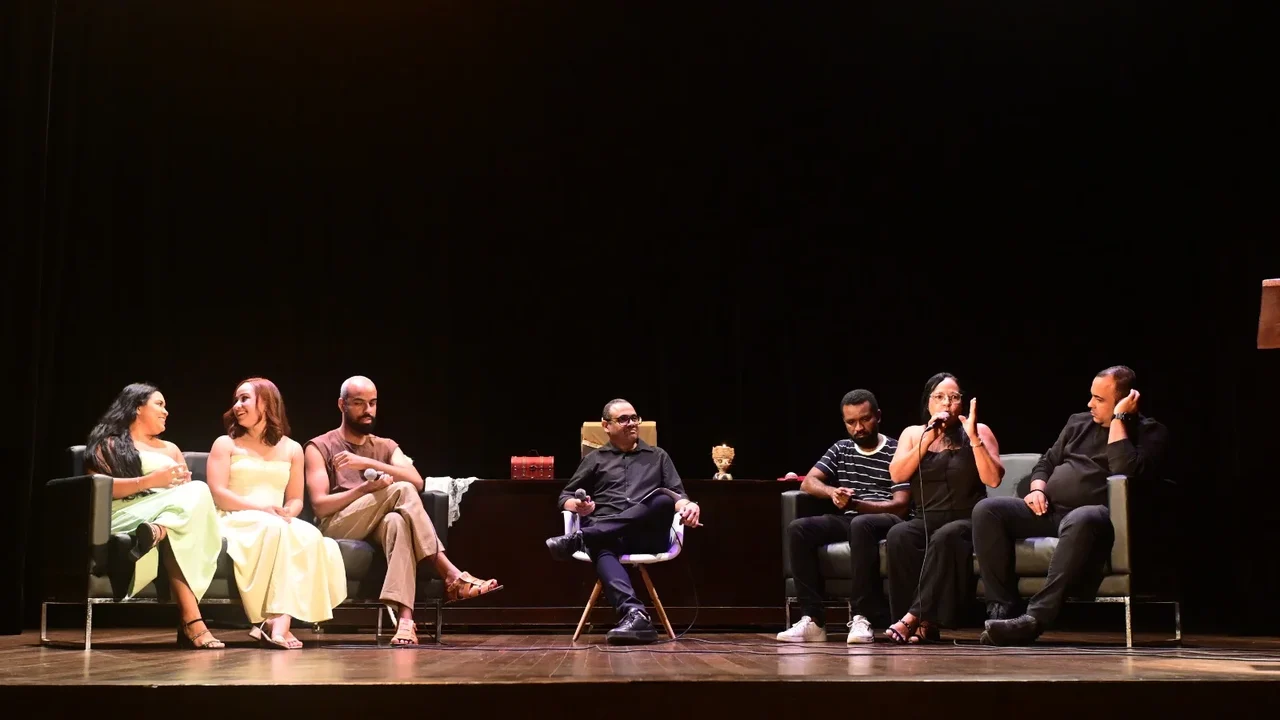 Companhias penedenses de teatro de grupo iniciam Festival Retomada no Theatro Sete de Setembro
