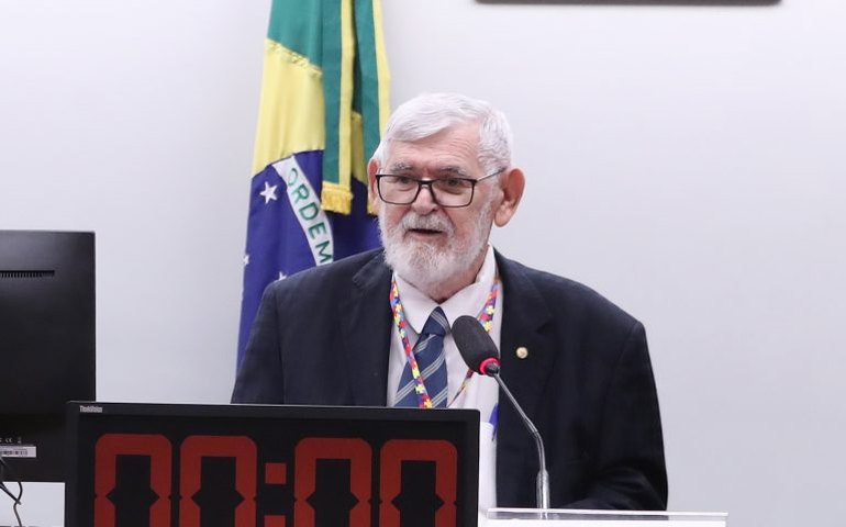 Comissão de Direitos Humanos debate legislação de proteção à infância e adolescência