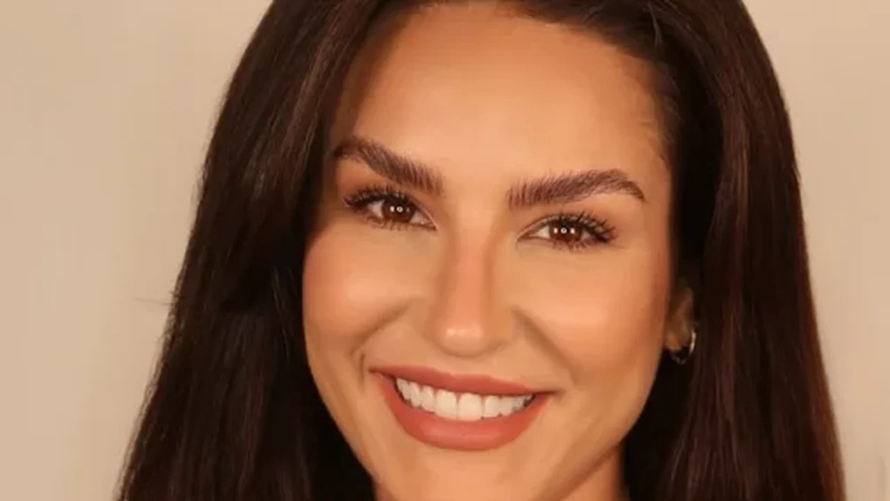 Kéfera Buchmann estreia na fantasia sombria com Vestida de Medo