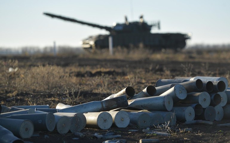 Crescimento do setor militar russo obriga Ocidente a rever expectativas, avalia analista